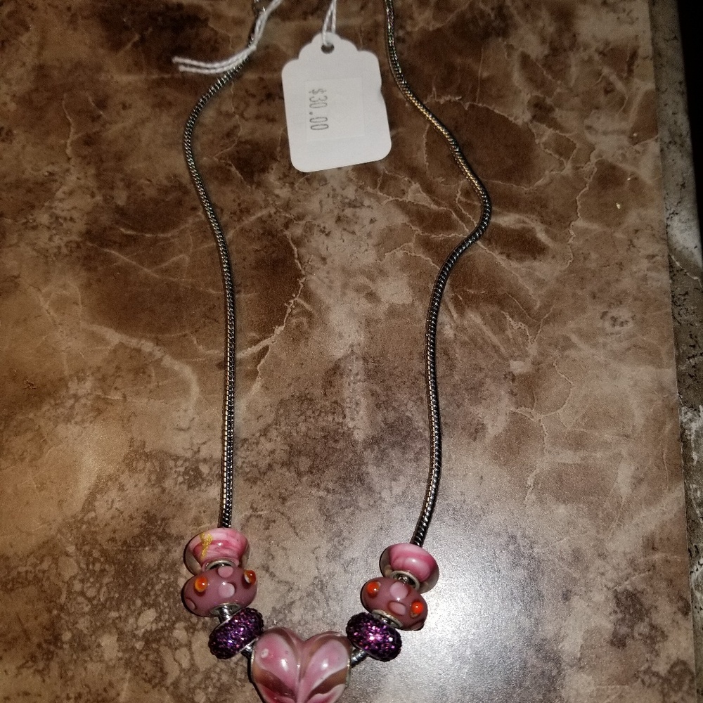 Heart bead necklace